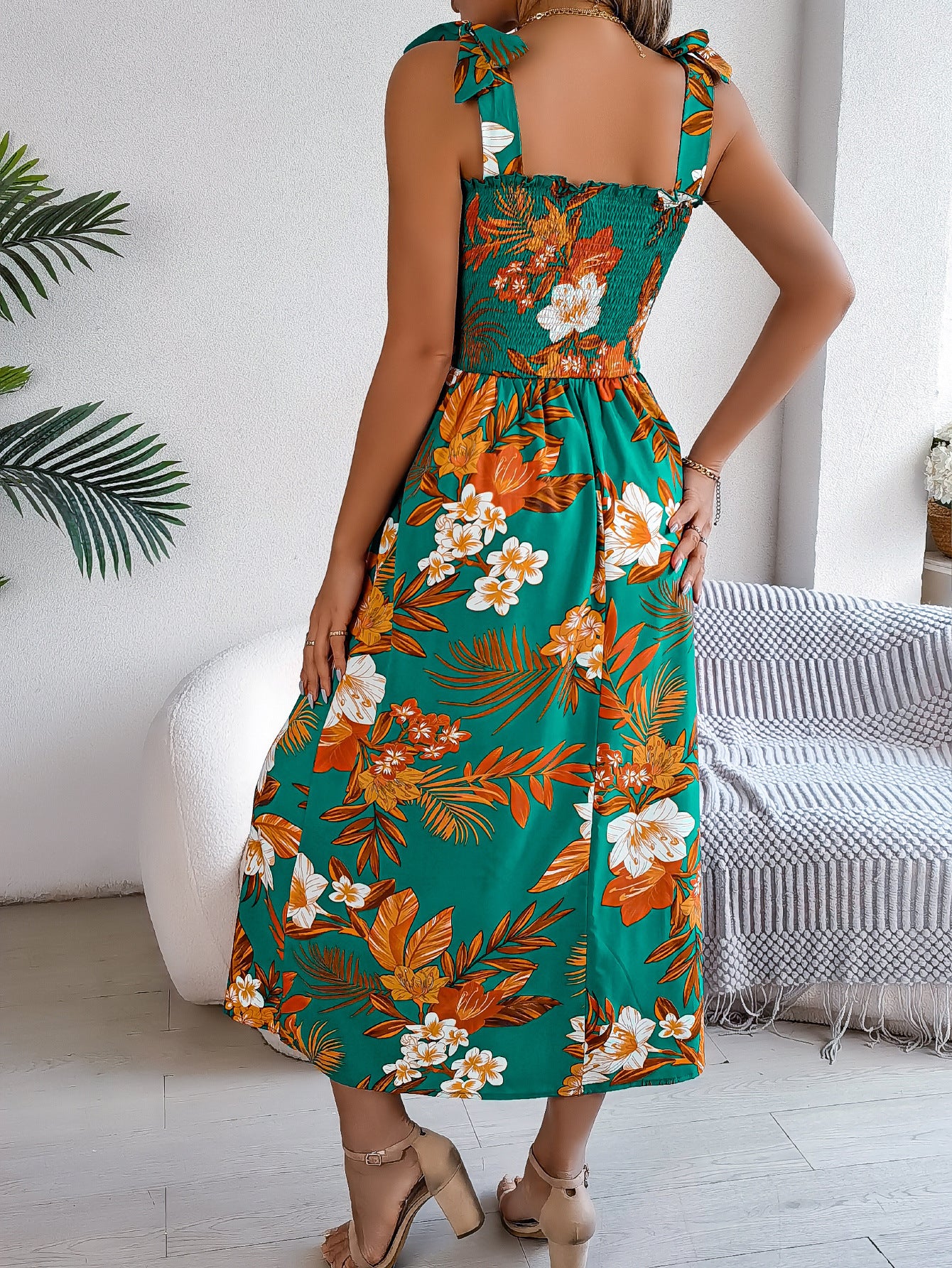 ROBE LONGUE FLEURIE À BRETELLES