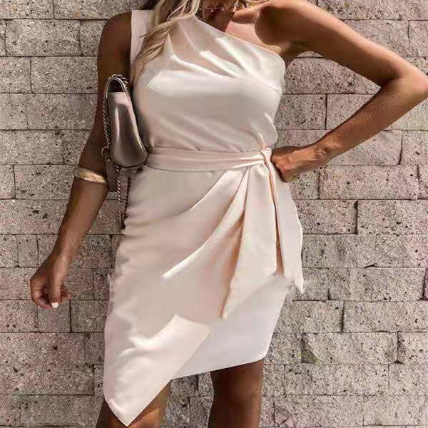 ROBE DE FÊTE ASYMÉTRIQUE